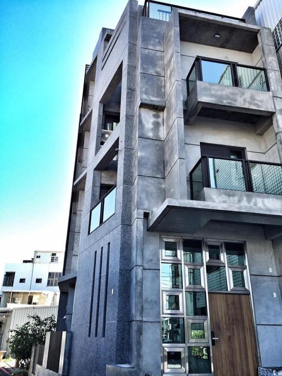 Railway Hualien Hostel Exterior photo